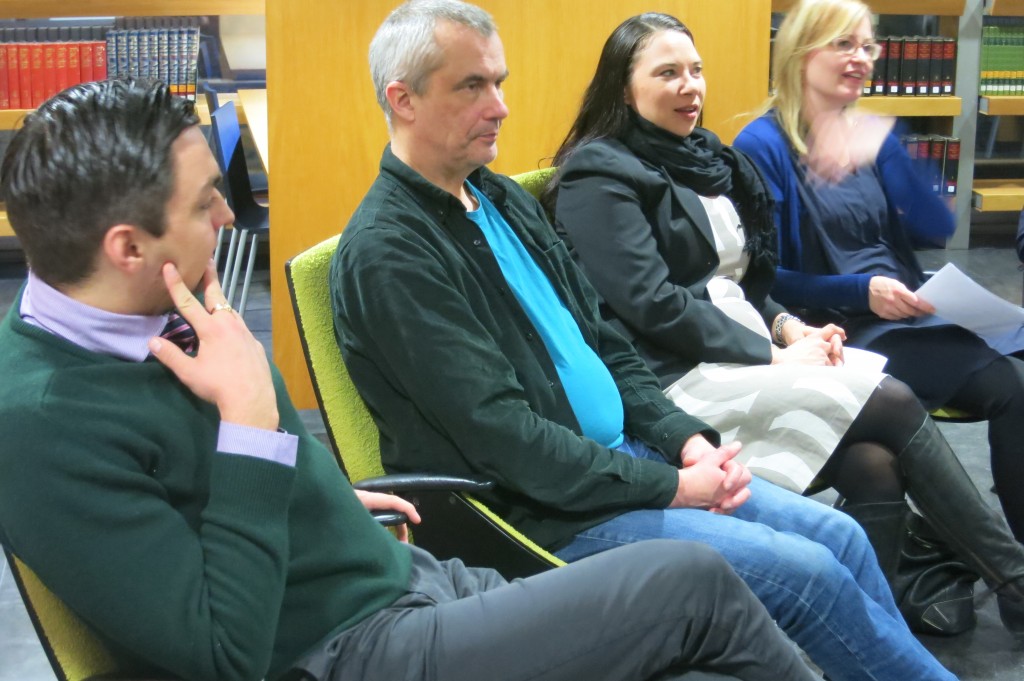 Vaasan panelisteja: Joakim Strand, Juha Tuomikoski, Emmi Herler-Westeråker ja Johanna Olsson.